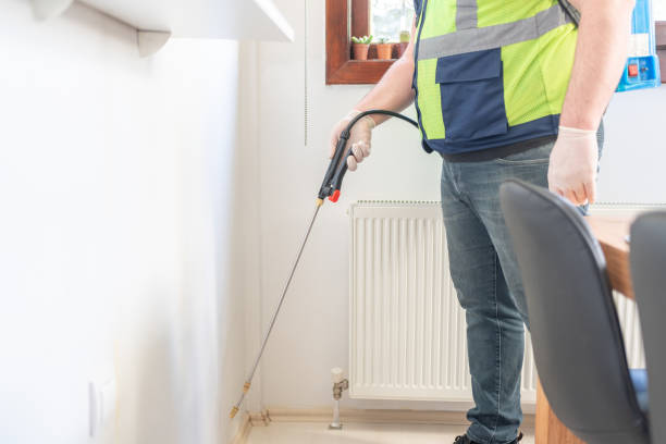 Best Best Pest Control Companies  in Canal Fulton, OH